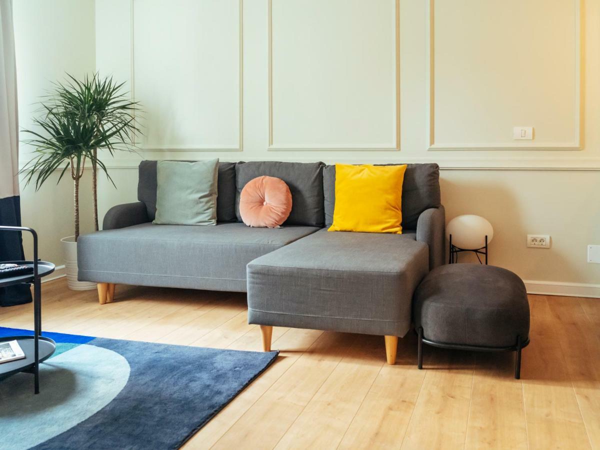 Classy Apartment - Old Town Бухарест Экстерьер фото